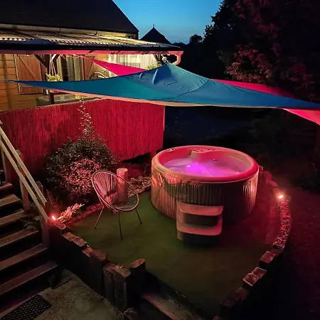 Reves Au - Maisonnette